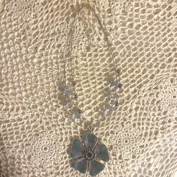 VTG Kenneth Cole Silver Tone 3 Strand Beaded Necklace with Pearlescent Enamel - Picture 3 of 7